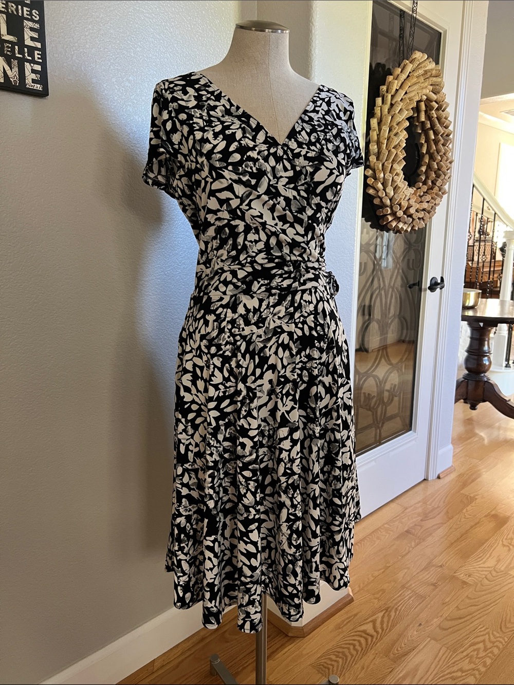 Black & White Leaf-Print Midi Wrap Dress